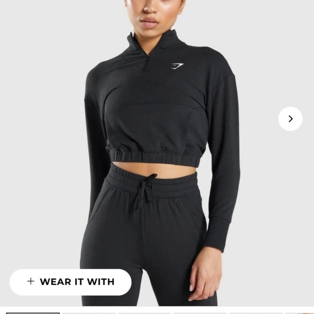SOLD Gymshark Pippa Pullover